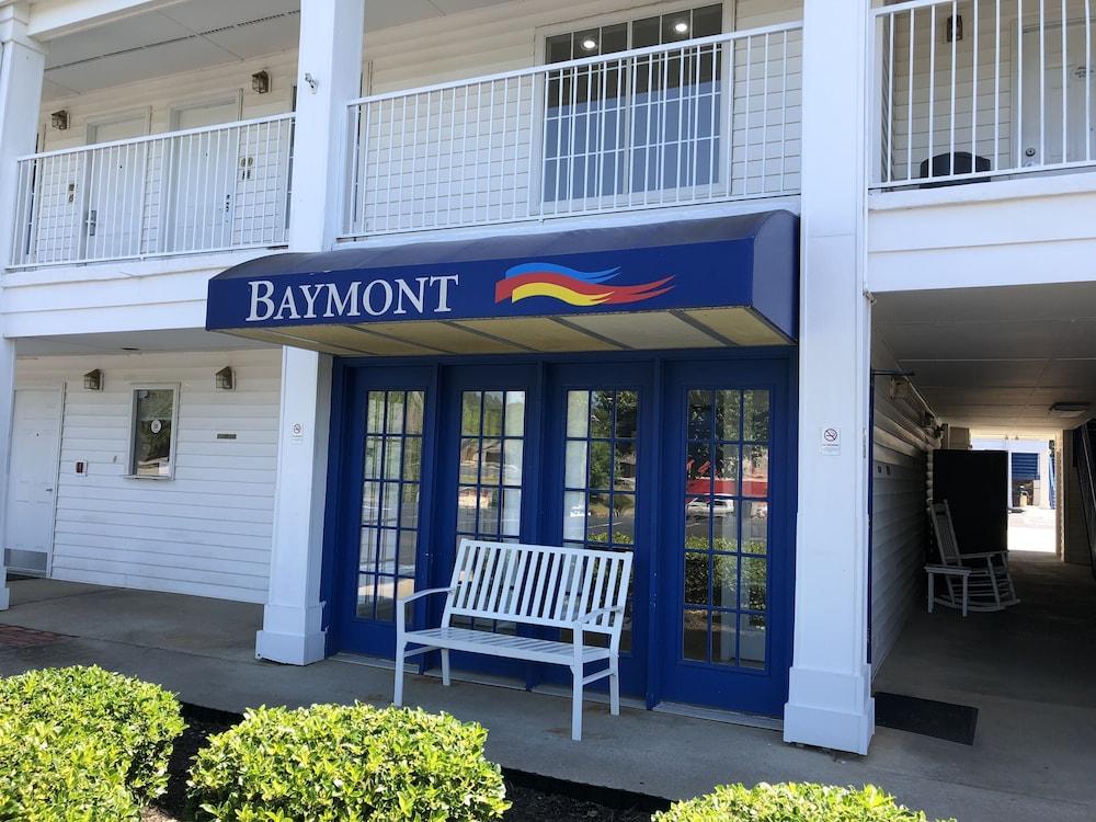 Baymont By Wyndham Грийнууд Екстериор снимка